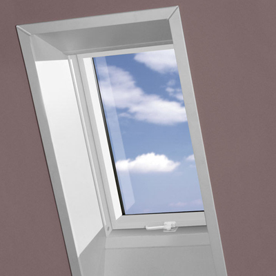 Мансардное окно FAKRO со среднеповоротным открыванием PROFI PTP-V U3 ПВХ с вентклапаном12.jpg_product